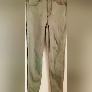 American Eagle Super-High-Rise Jeggings in Olive Green